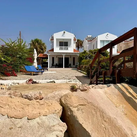 Ferienhaus Beachfront 3bdr House Gated Estate *