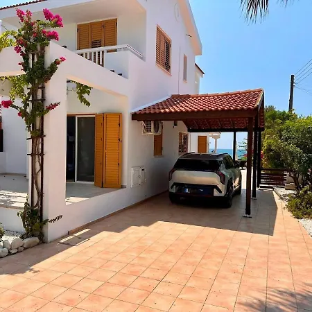Ferienhaus Beachfront 3bdr House Gated Estate *