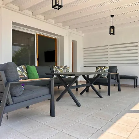 Beachfront 3bdr House Gated Estate Meneou