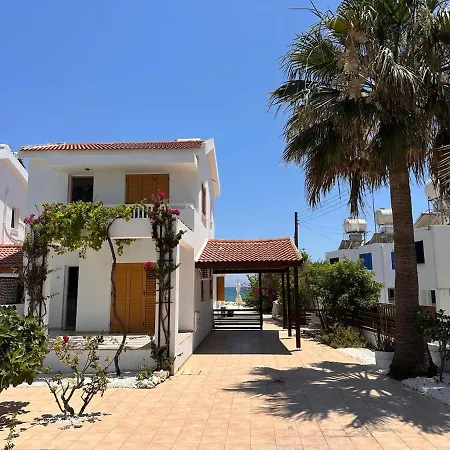 Beachfront 3bdr House Gated Estate